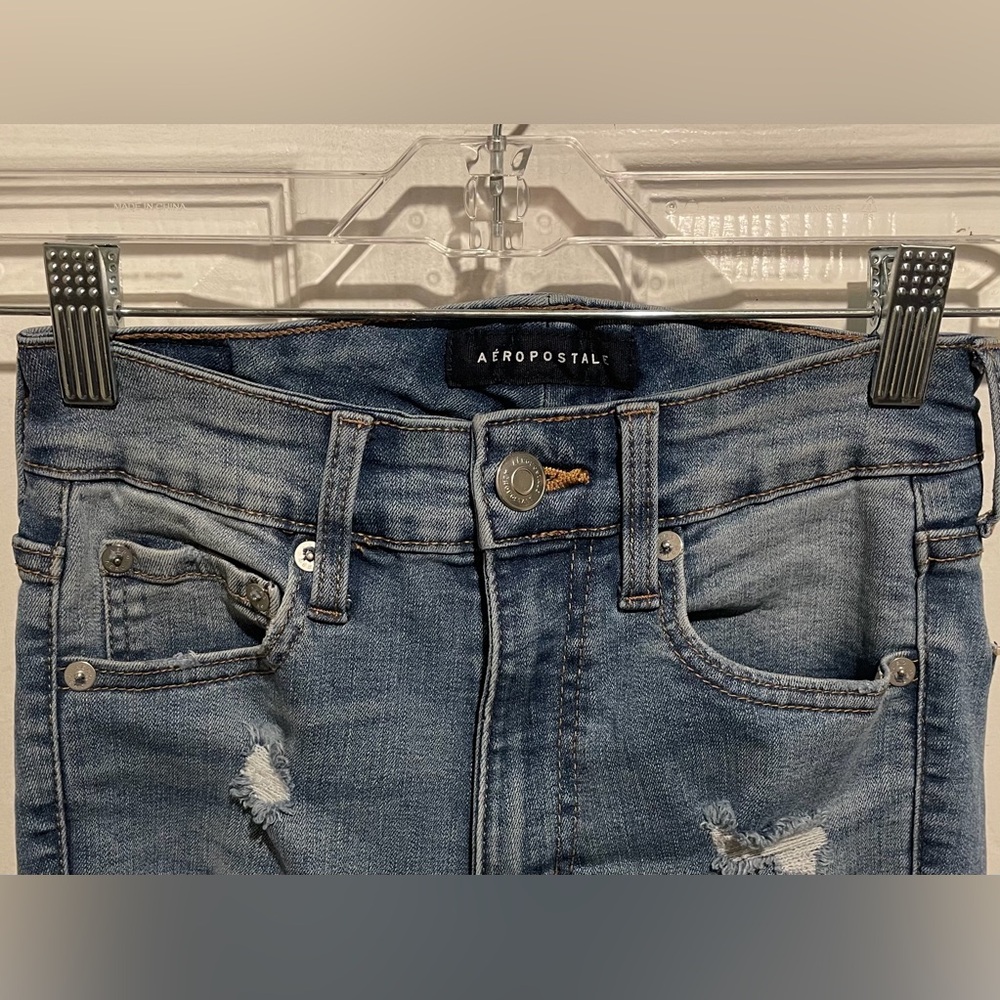 Aeropostale Women’s 25” Inseam Jeggings Size 2 Short in Good Condition. $5 - Picture 2 of 7